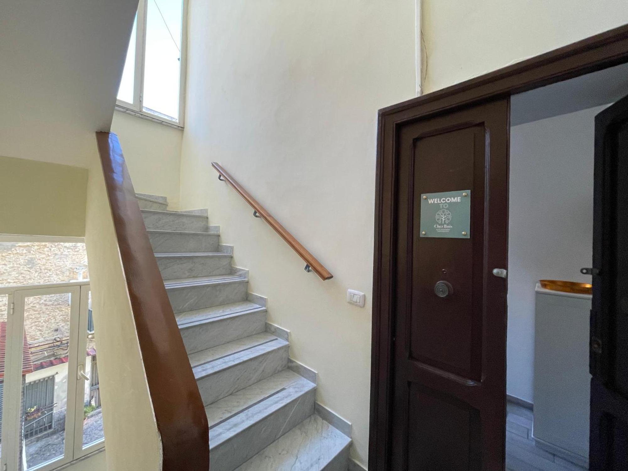 Chez Bois - Suite Apartment Capodimonte Nápoles Exterior foto