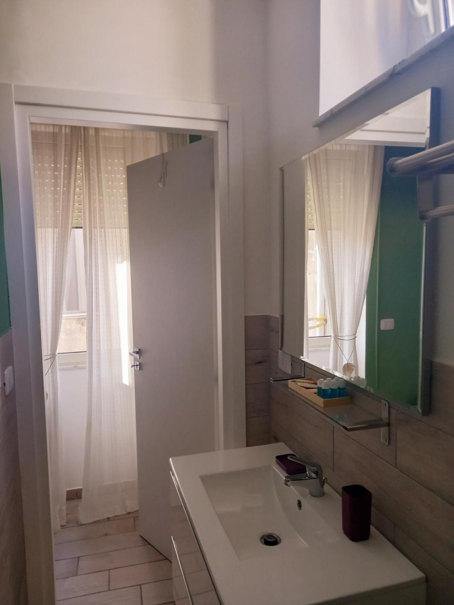 Chez Bois - Suite Apartment Capodimonte Nápoles Exterior foto